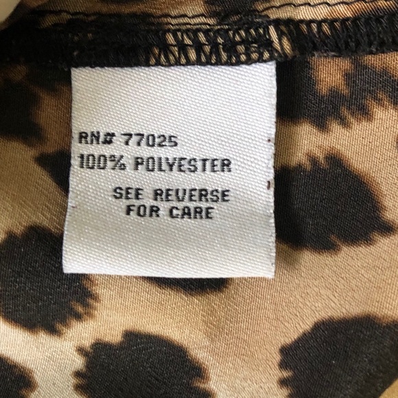 Chic and wild...!! Blouse - Picture 5 of 6